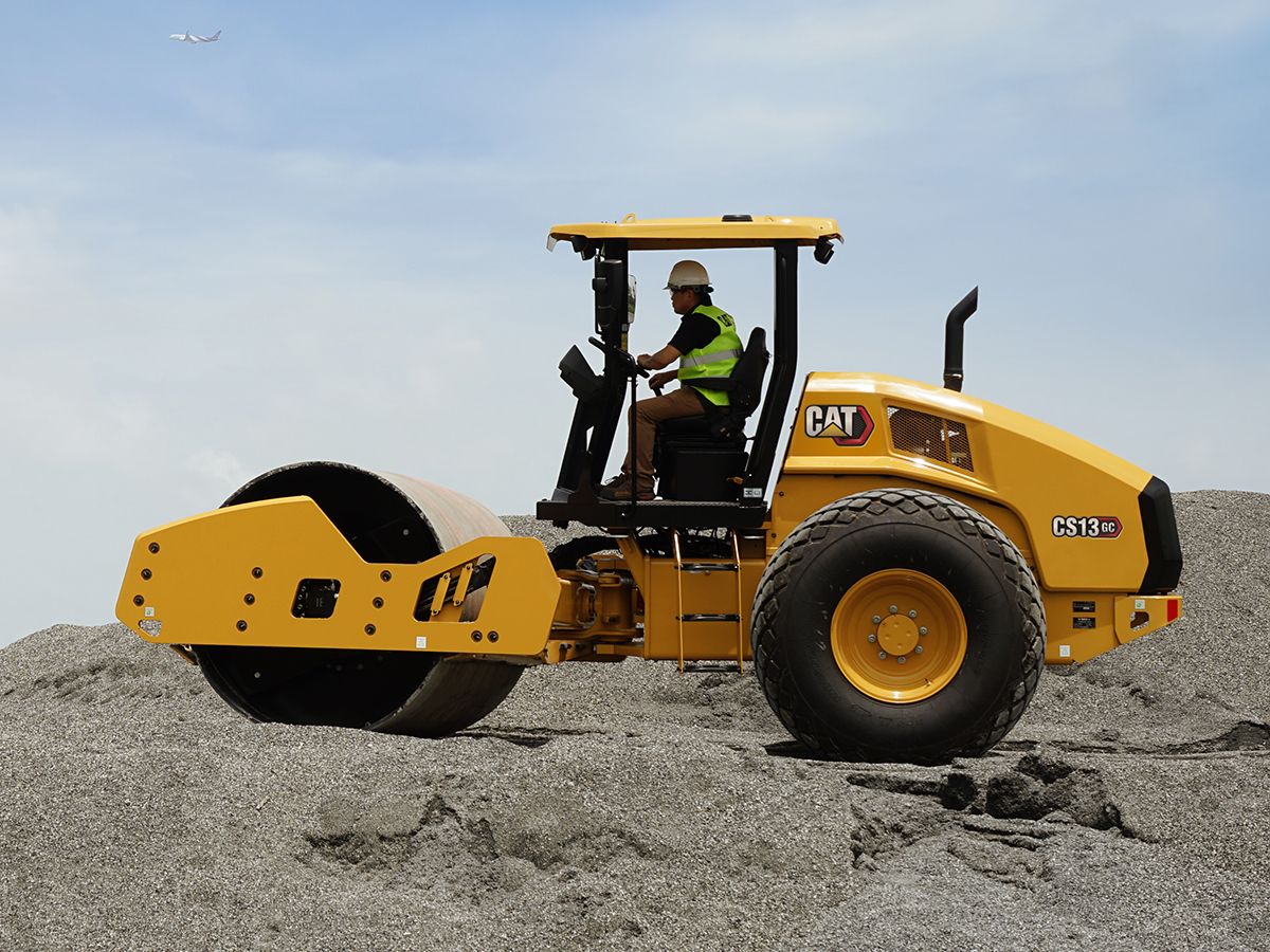 CAT CS13 GC – OPTIMIZING TOTAL COST OF OWNERSHIP (TCO) FOR EARTHWORK OPERATIONS