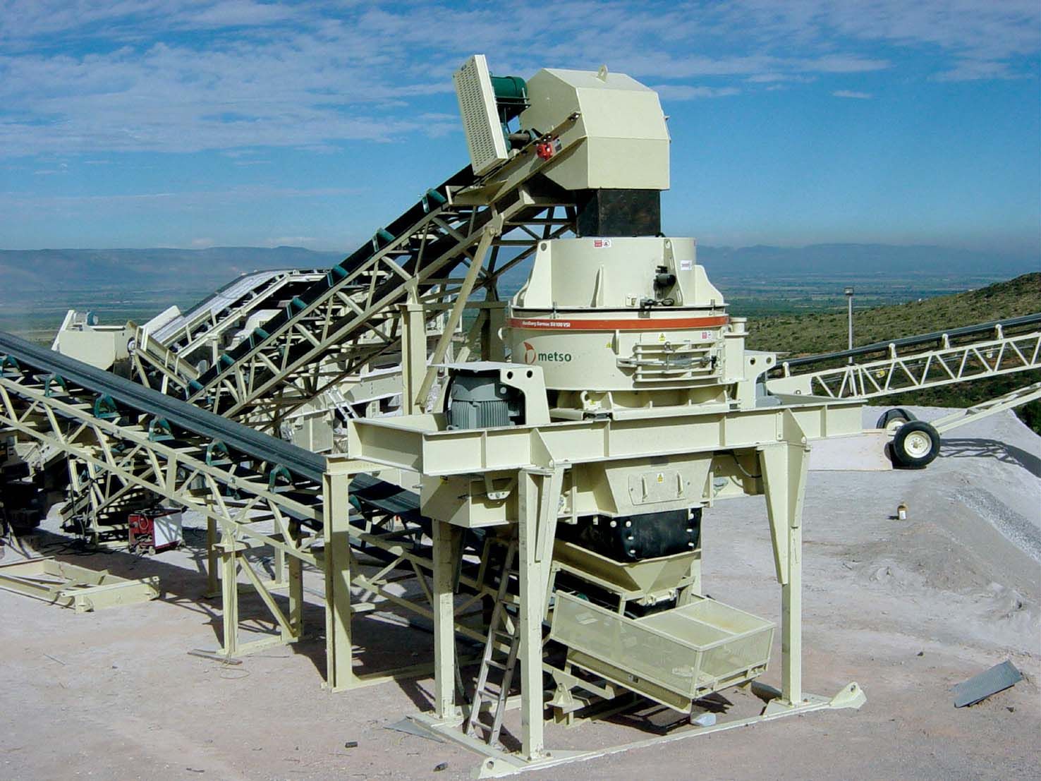CÔNG NGHỆ SẢN XUẤT CÁT NHÂN TẠO TỪ METSO OUTOTEC