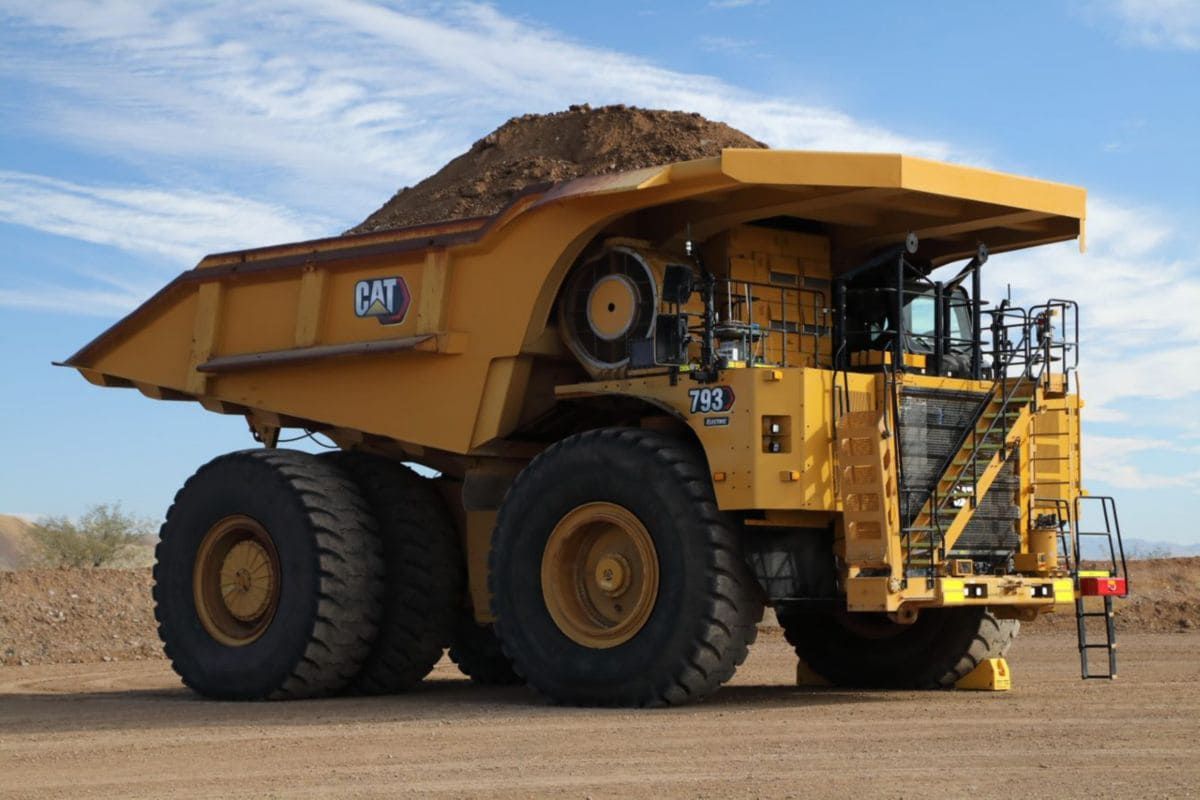 Caterpillar Successfully Demonstrates First Battery Electric Large Mining Truck