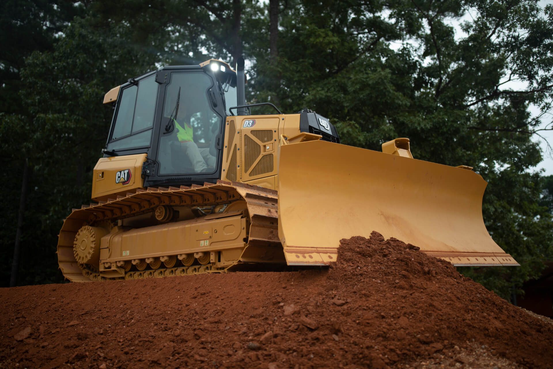 CÁC ỨNG DỤNG THỰC TẾ CỦA MÁY ỦI TẠI VIỆT NAM