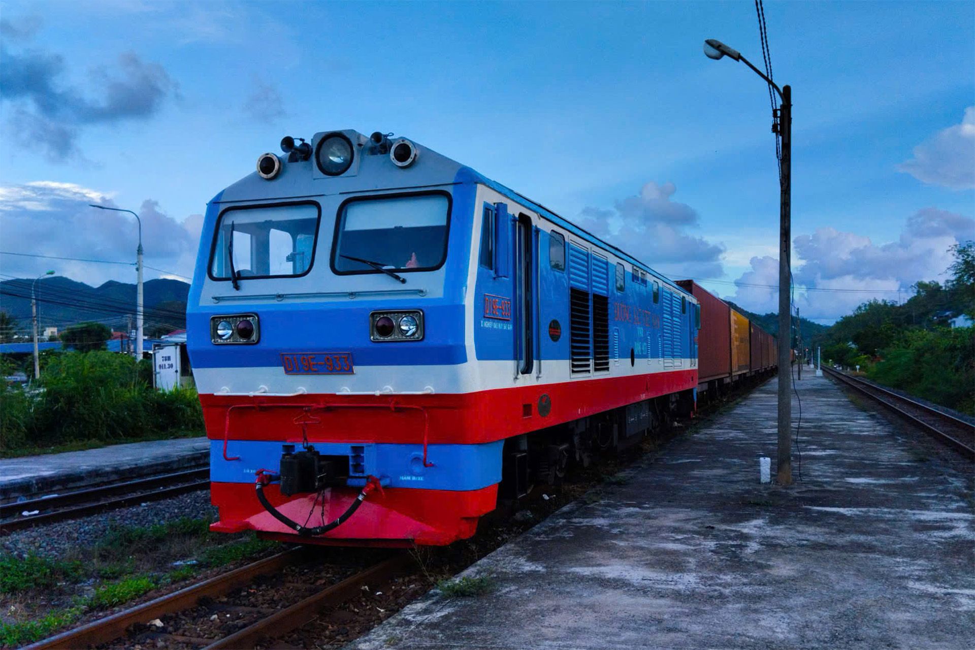 Phú Thái Cat & Đường Sắt Việt Nam: Nâng Tầm Hiệu Quả Qua Đào Tạo Chuyên Sâu & Hợp Tác Chiến Lược