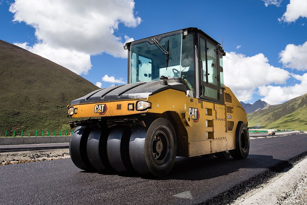 Khám phá Công nghệ Cat® Compaction Control trên máy lu Cat® CW34