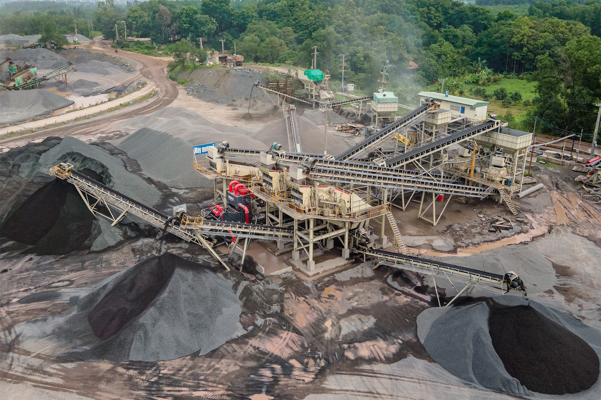 Trạm nghiền sàng Metso công suất 250 tấn/giờ tại Lạng Sơn